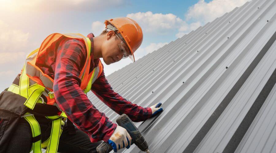 Expert top industrial roofings services in Leslie, MO